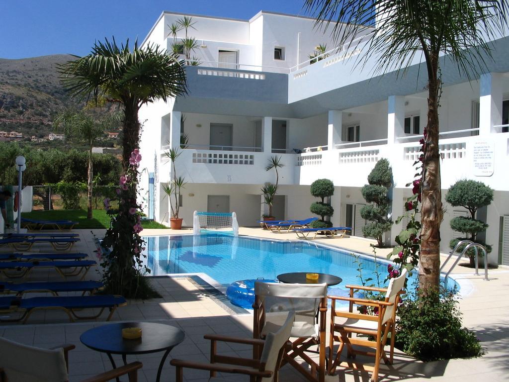מאליה Emerald Hotel מראה חיצוני תמונה