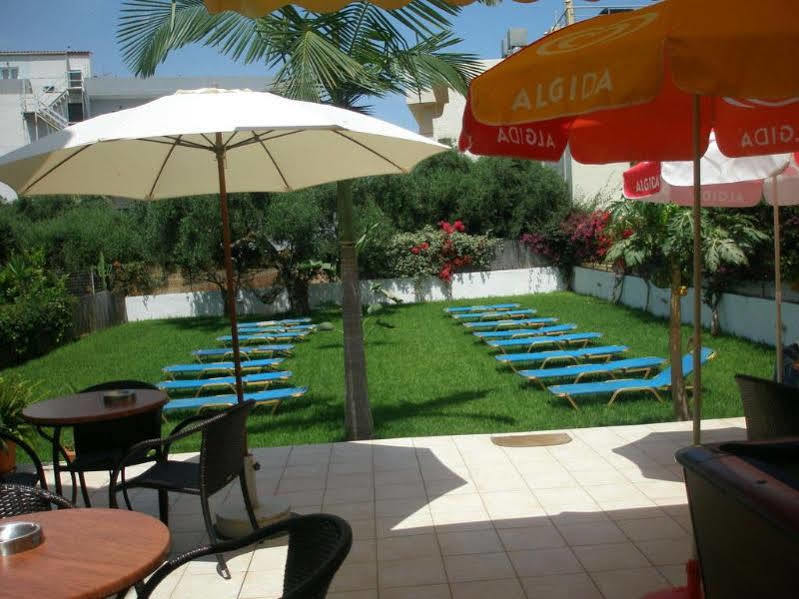 מאליה Emerald Hotel מראה חיצוני תמונה