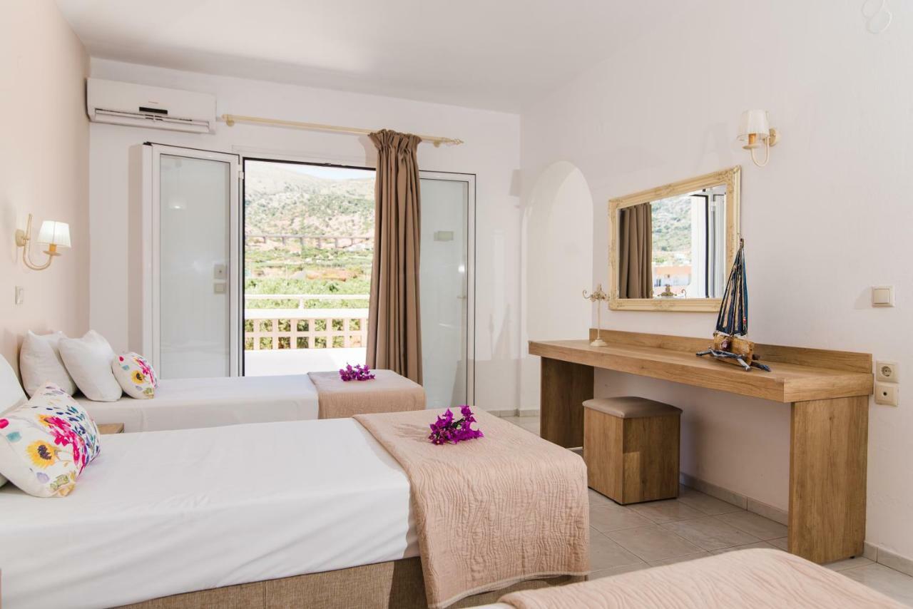 מאליה Emerald Hotel מראה חיצוני תמונה